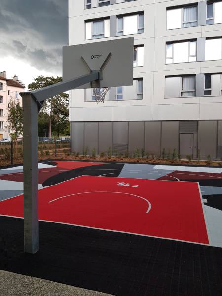 But de basket en scellement direct sans personnalisation pour terrain extérieur