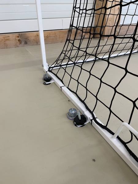 Ancrages de but de hand pour son maintien en position de jeu quatre par but