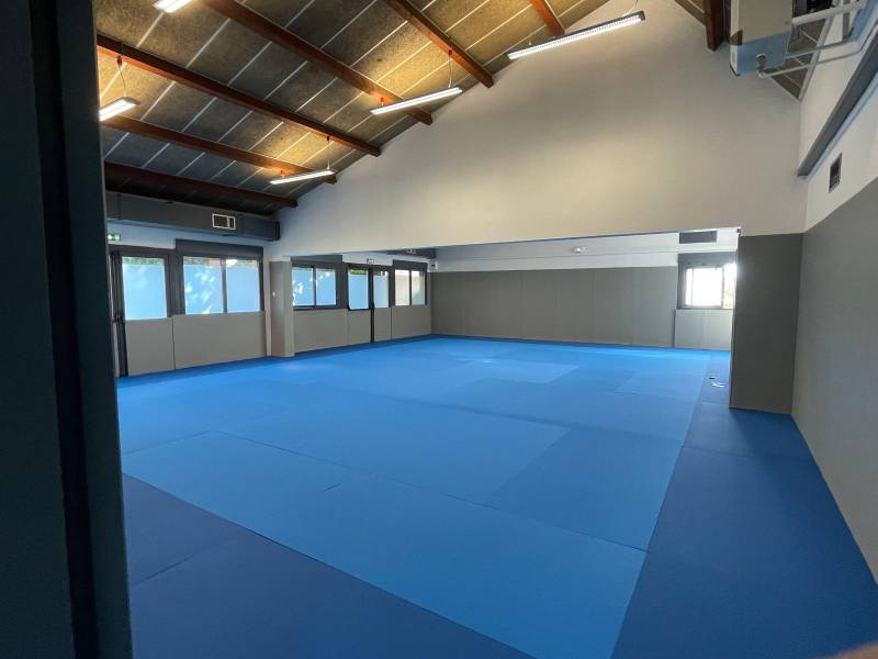 Vue d'ensemble d'une des salles de Dojo