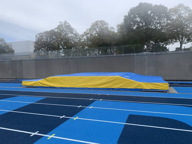 Bâche de protection pour sautoir double entrée personnalisable